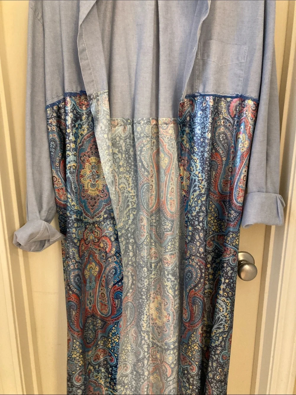 Light Blue Shirt Duster with Blue Paisley Panel - Picture 3 of 13